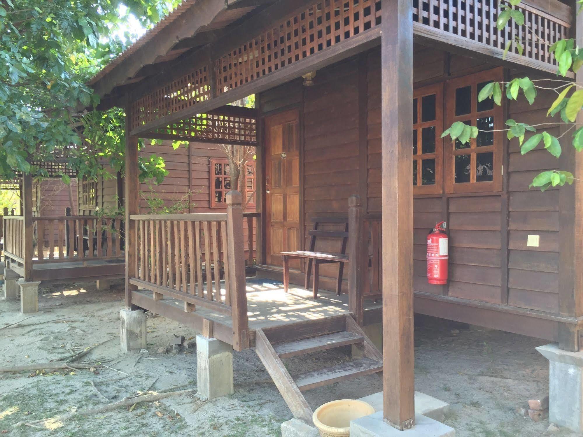 Adina Drive In Motel Langkawi Extérieur photo
